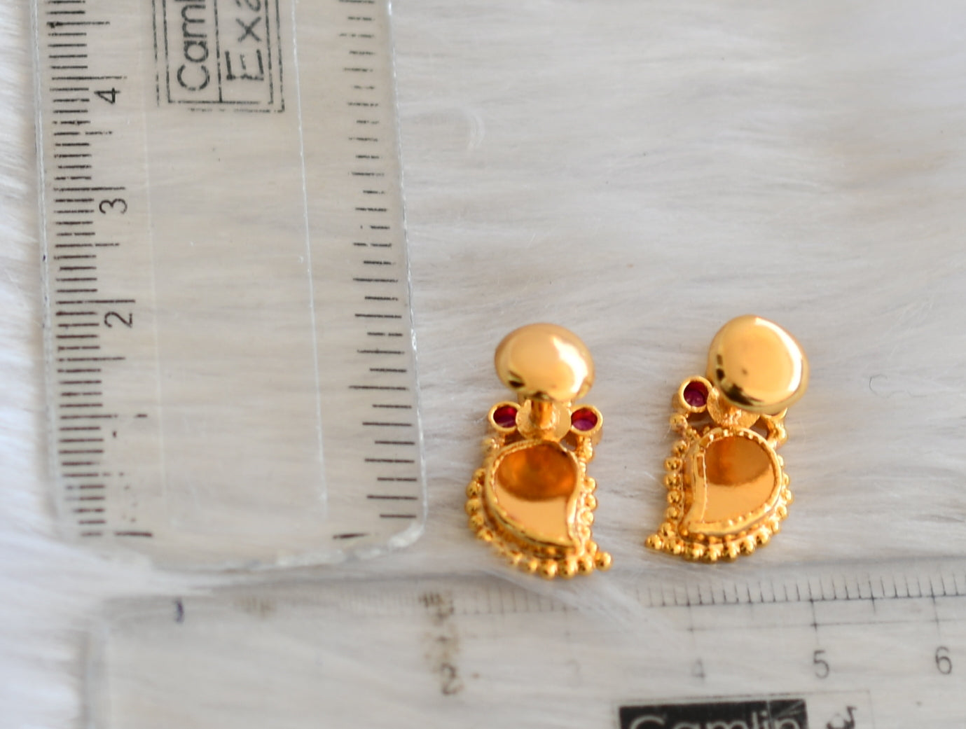 gold earrings | gold earrings online | gold earrings for women | gold stud  | gold casting earrings | gold studs for women | stud